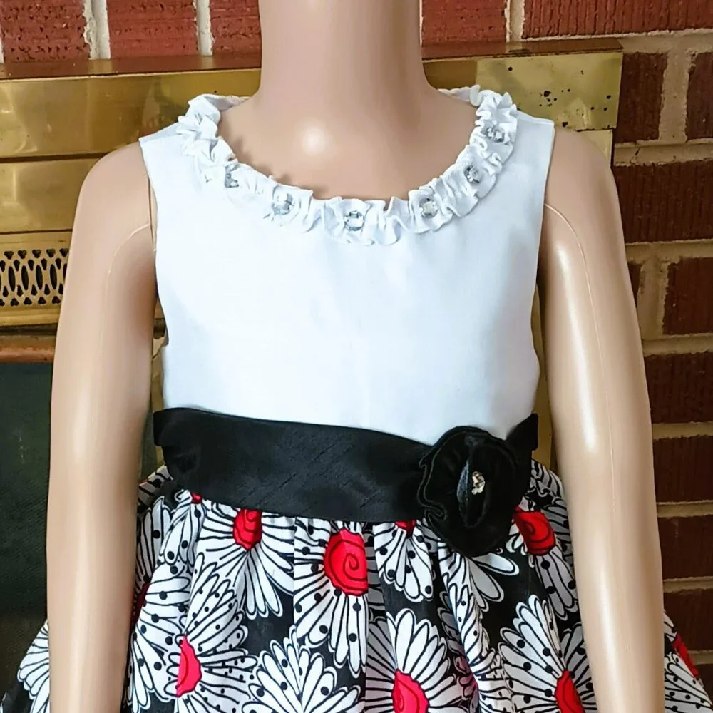 American Princess Floral Dress 5 Girls Sleeveless Red Black Daisy Ruffle Neck